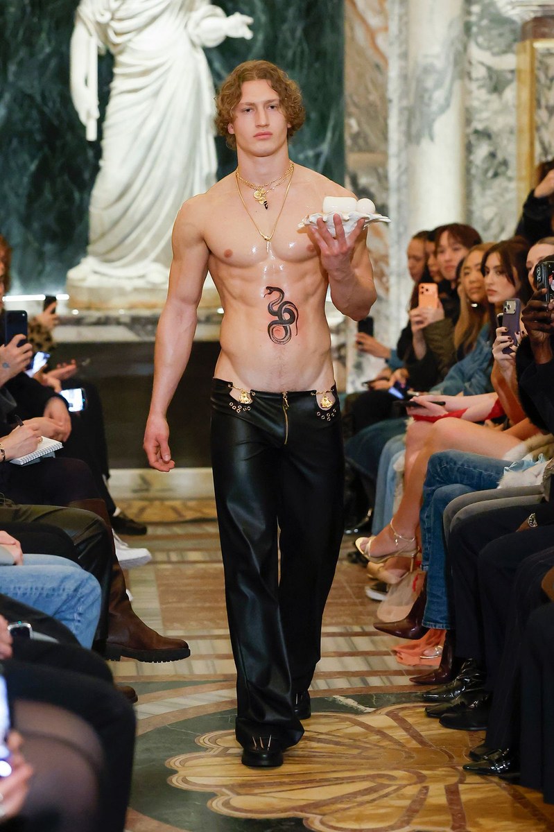 Look 35