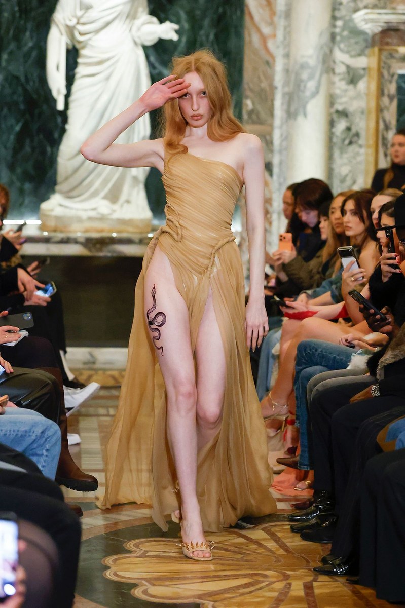 Look 37