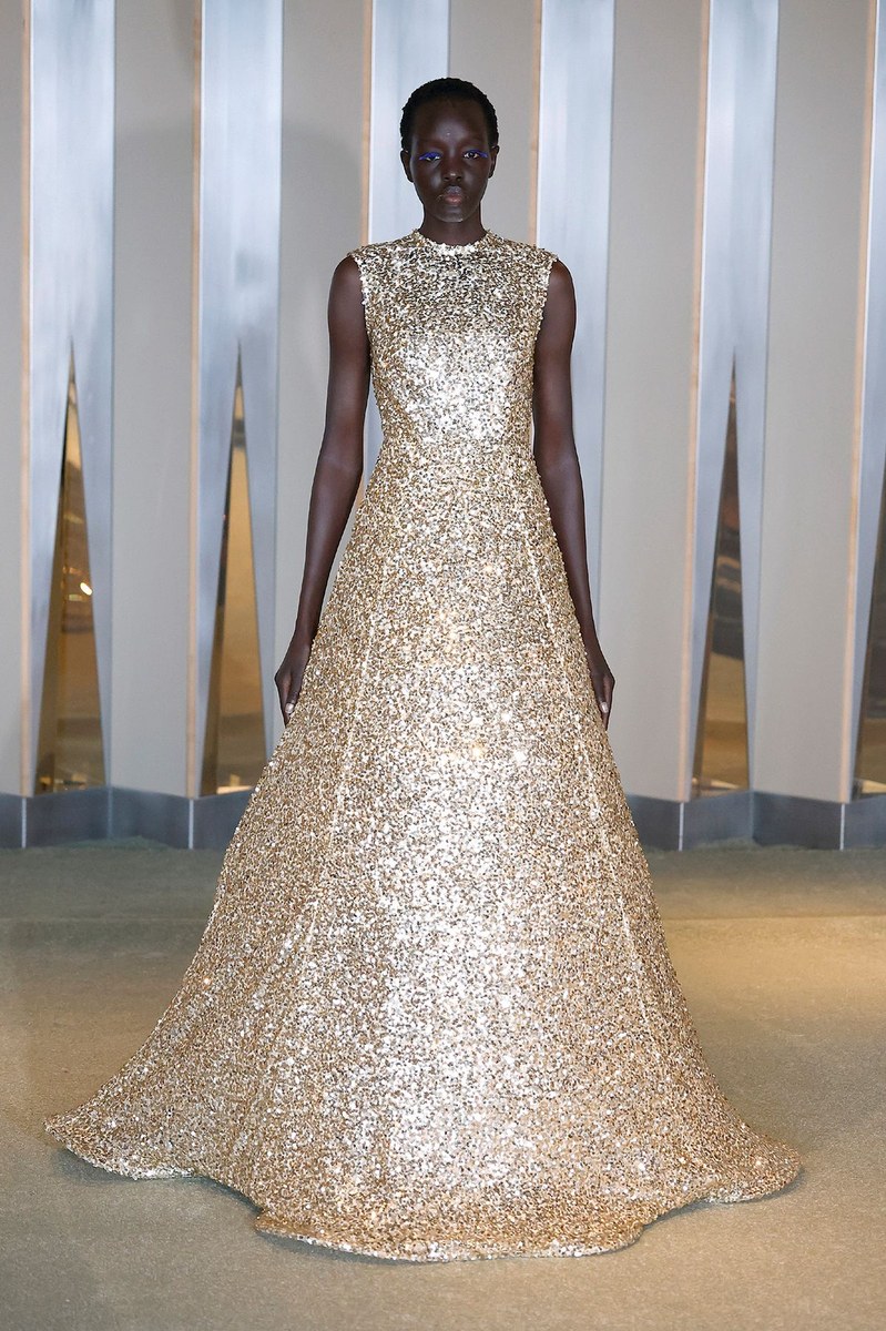 Look 11