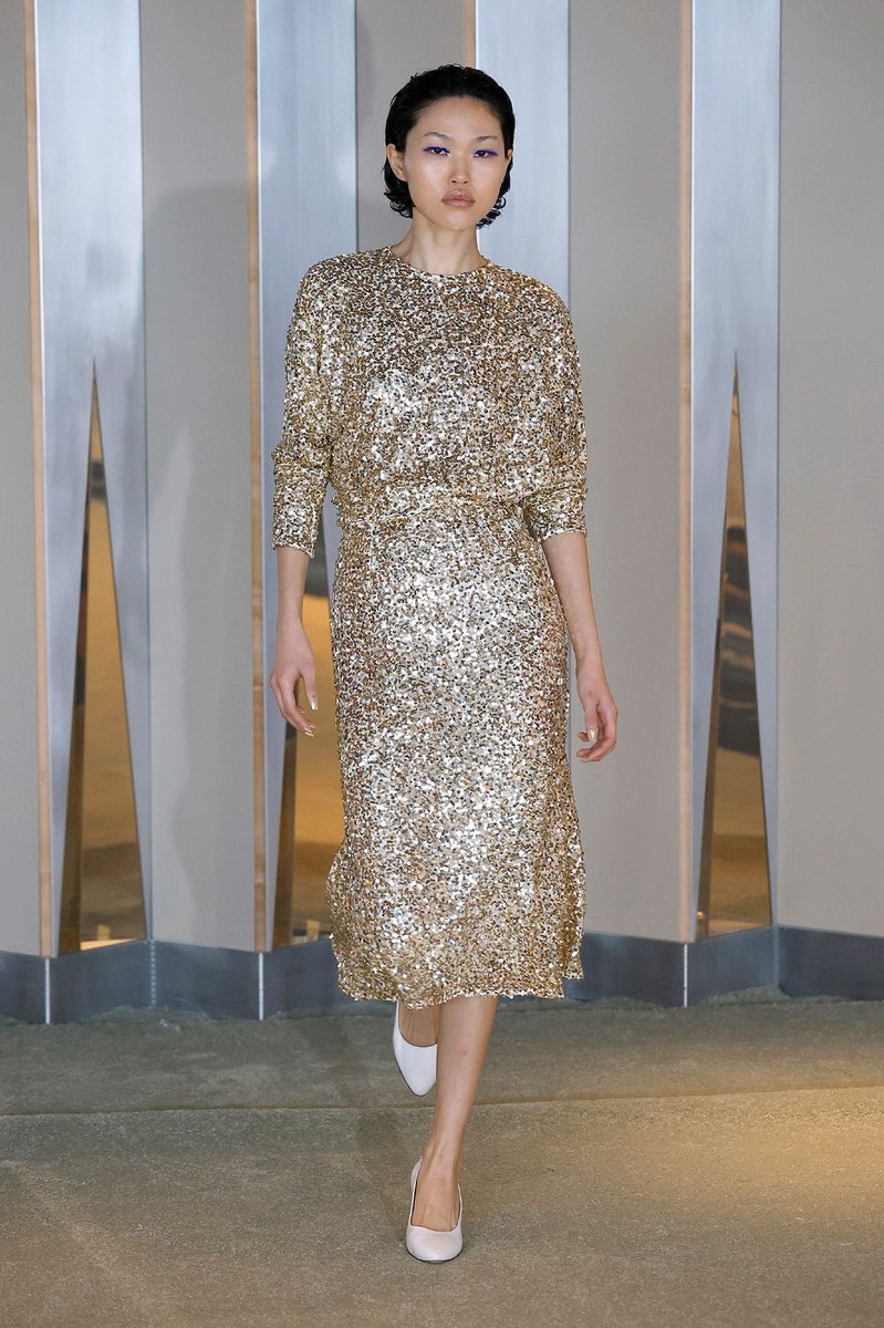 Look 12