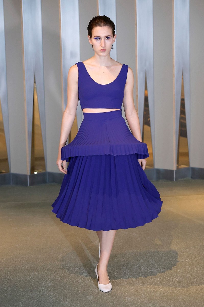 Look 19