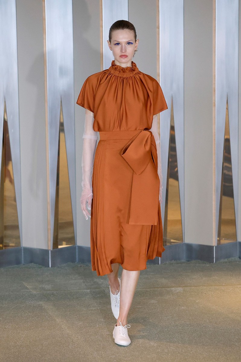 Look 28