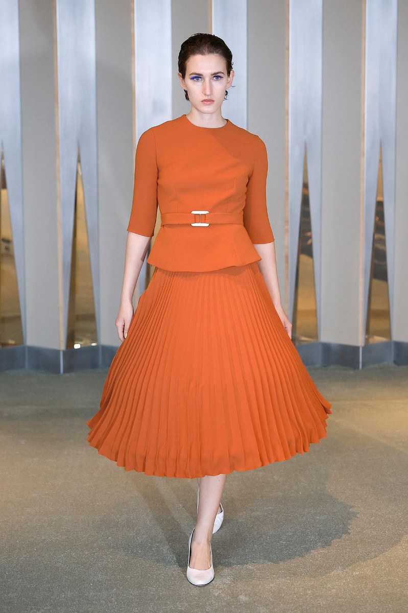 Look 29