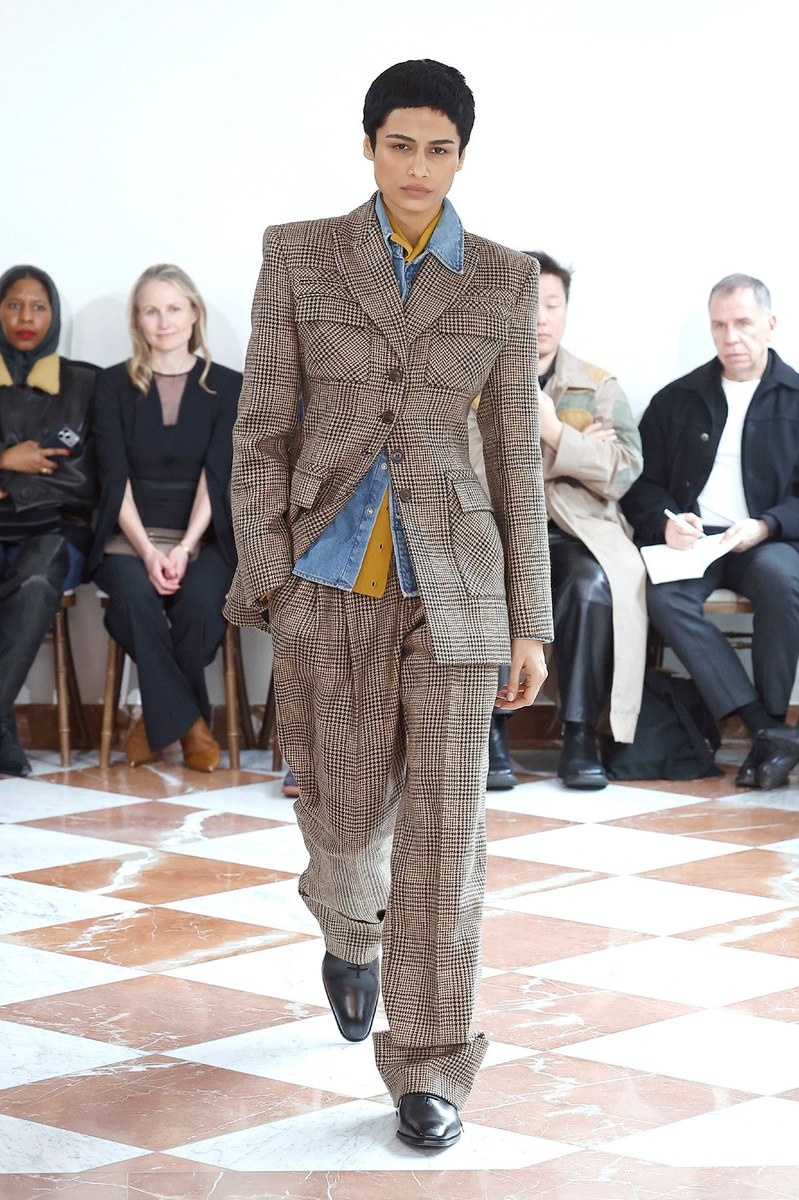 Look 13