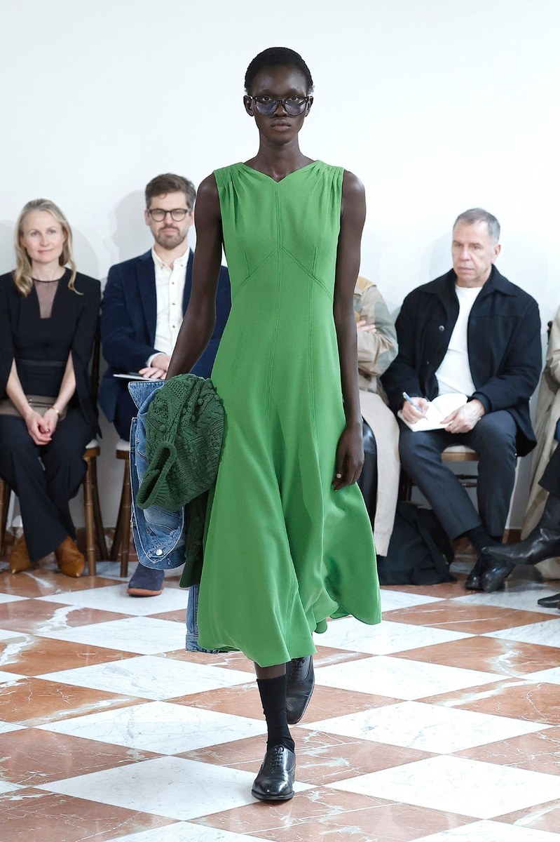 Look 17