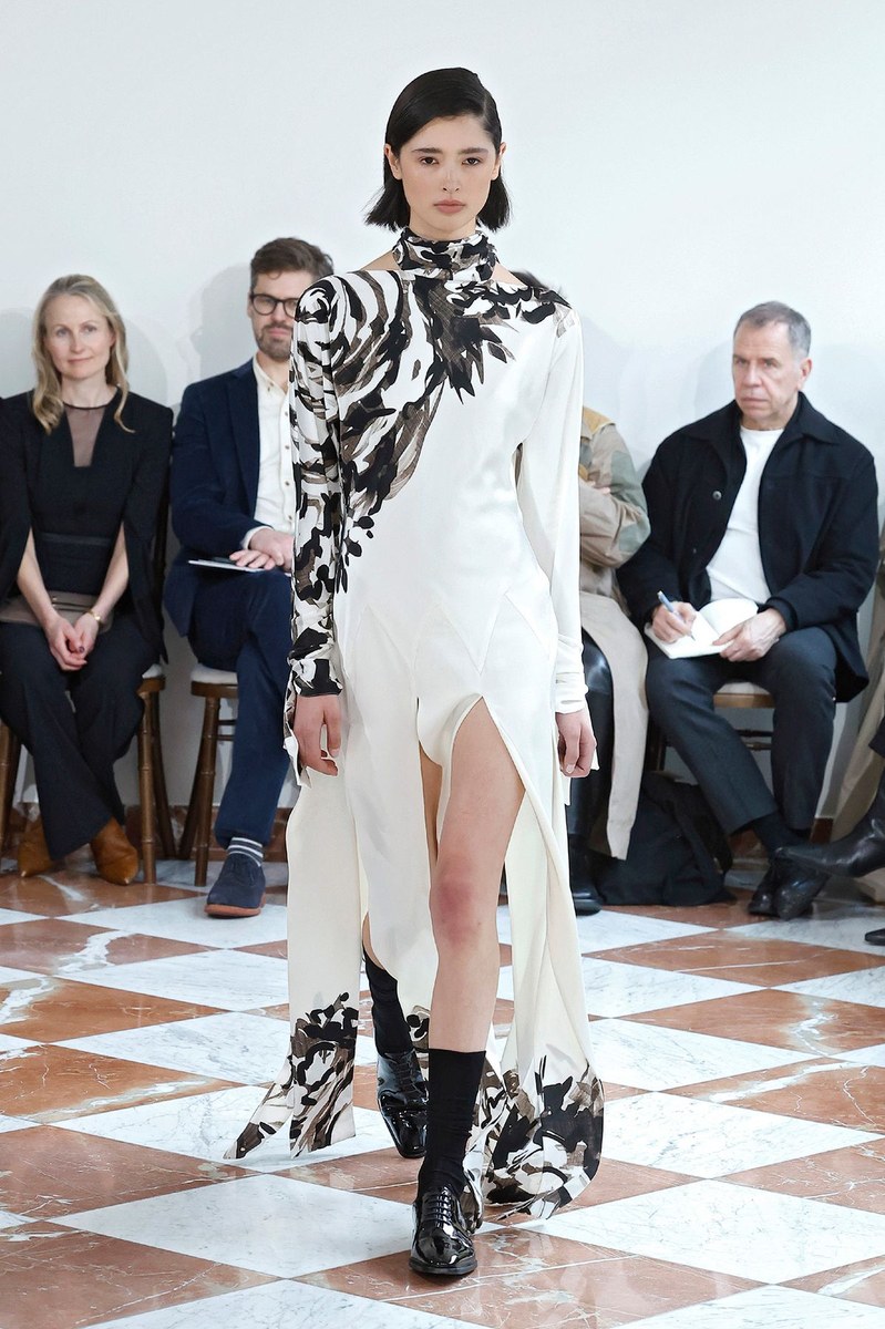 Look 24