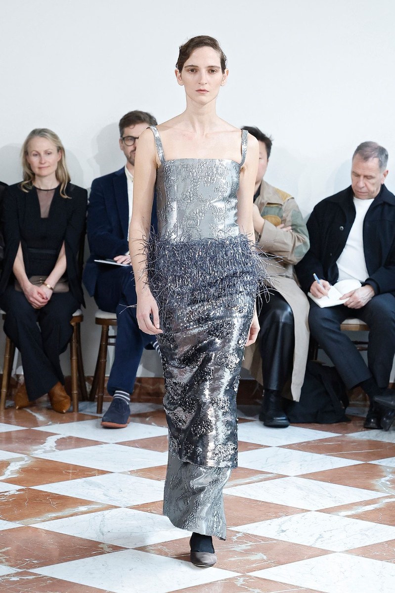 Look 32