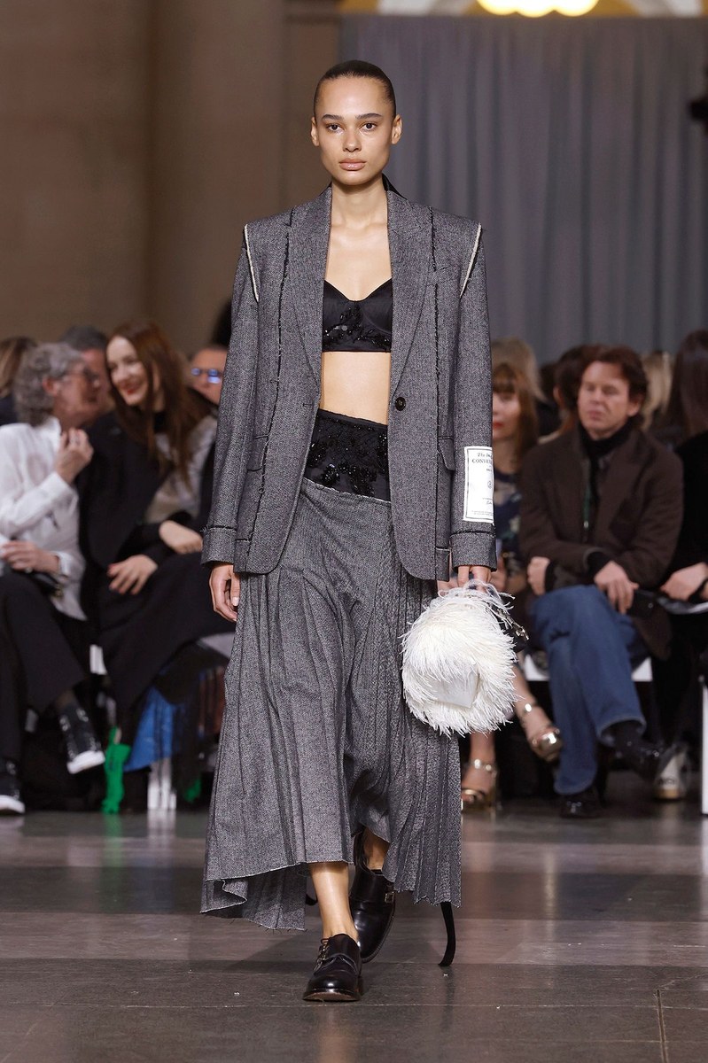 Look 12