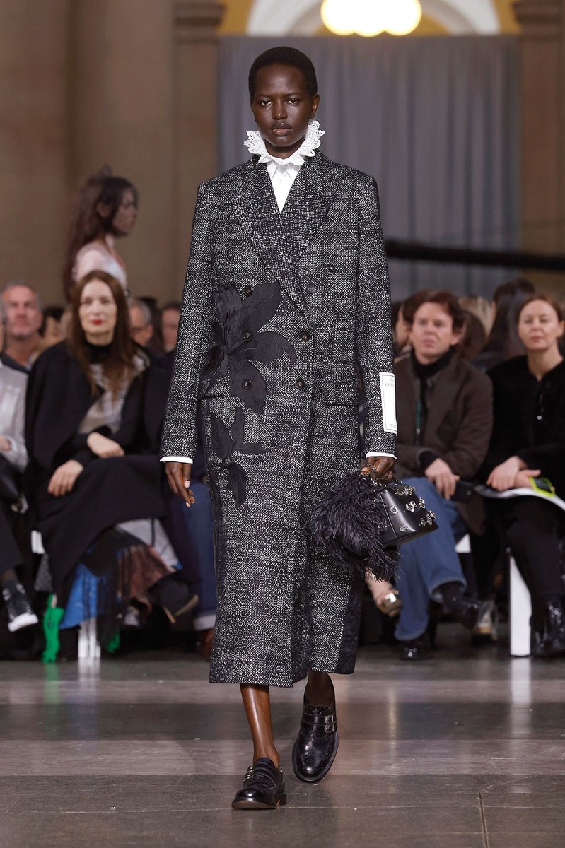 Look 13