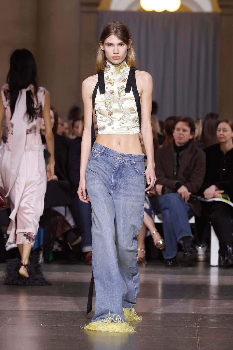 Look 17
