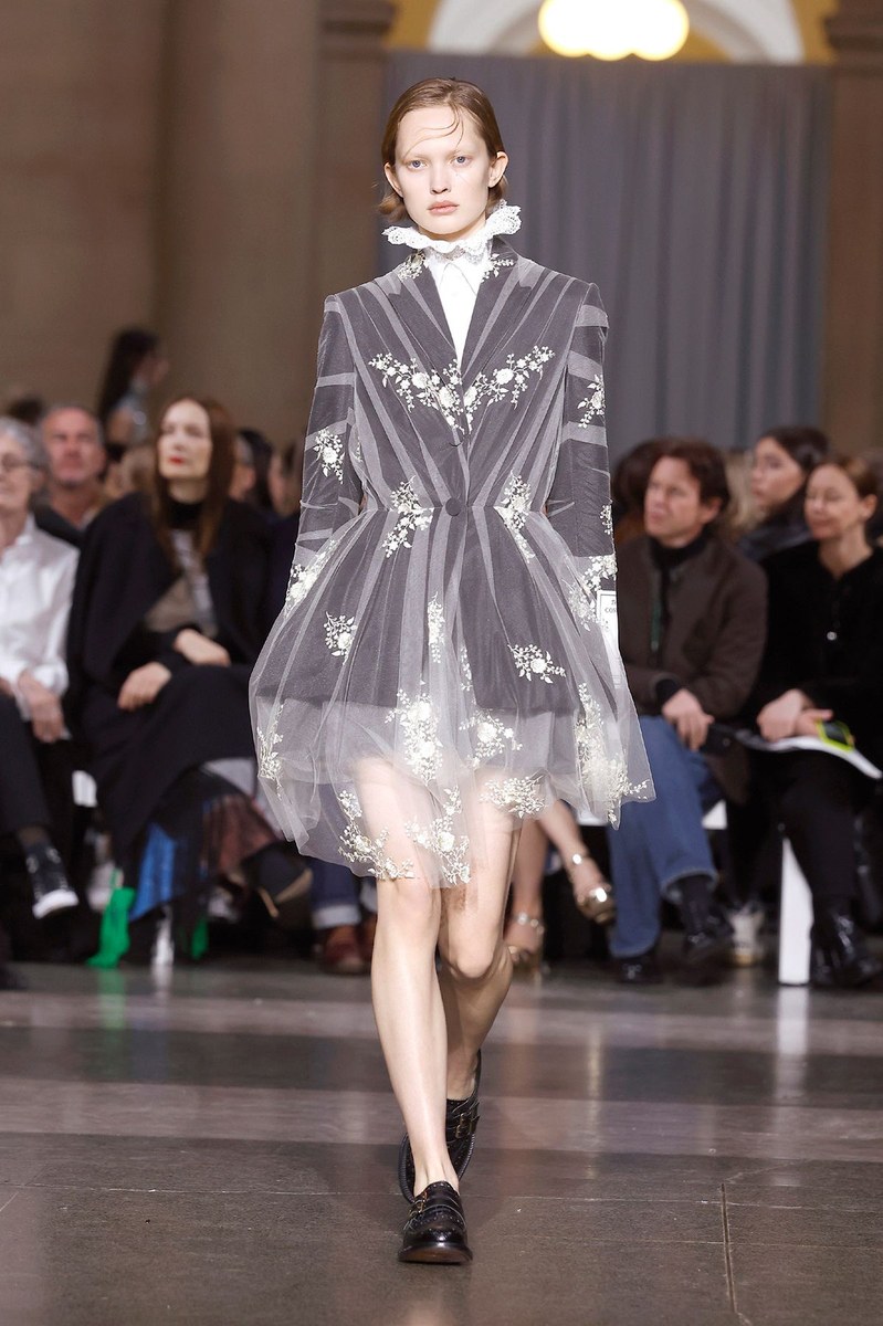 Look 19