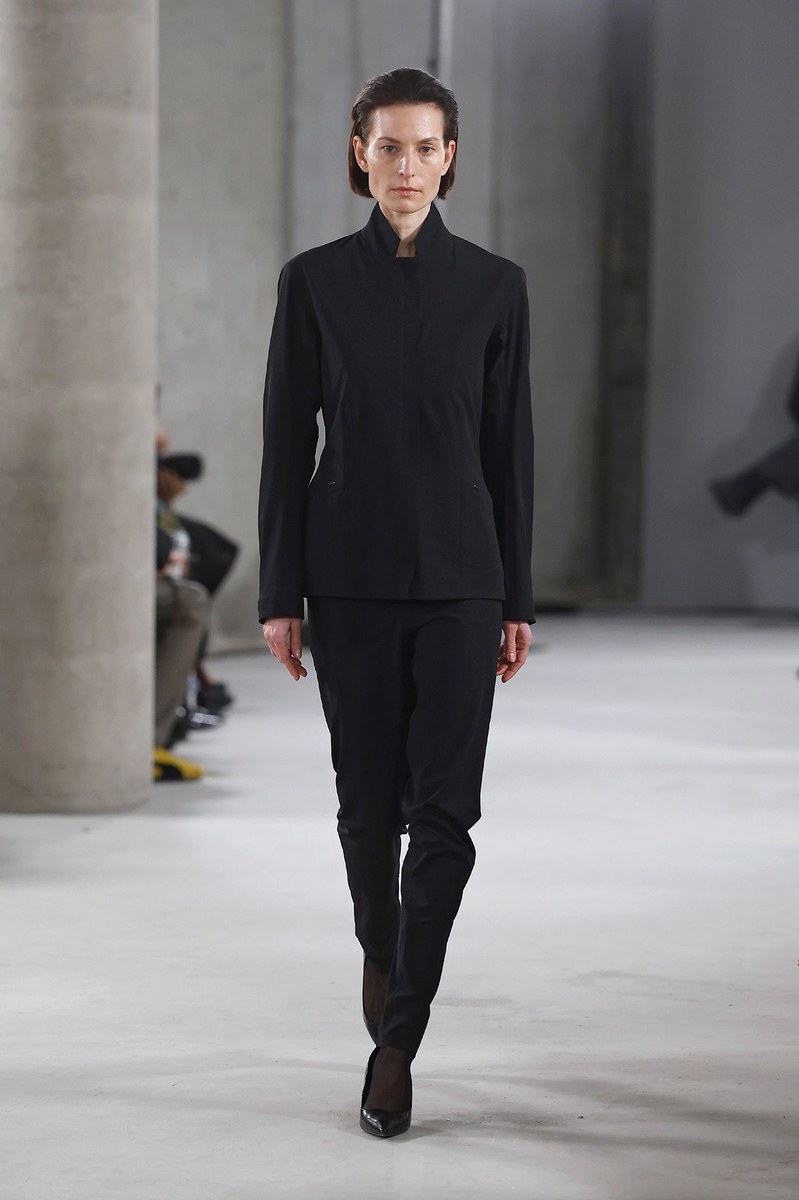Look 1