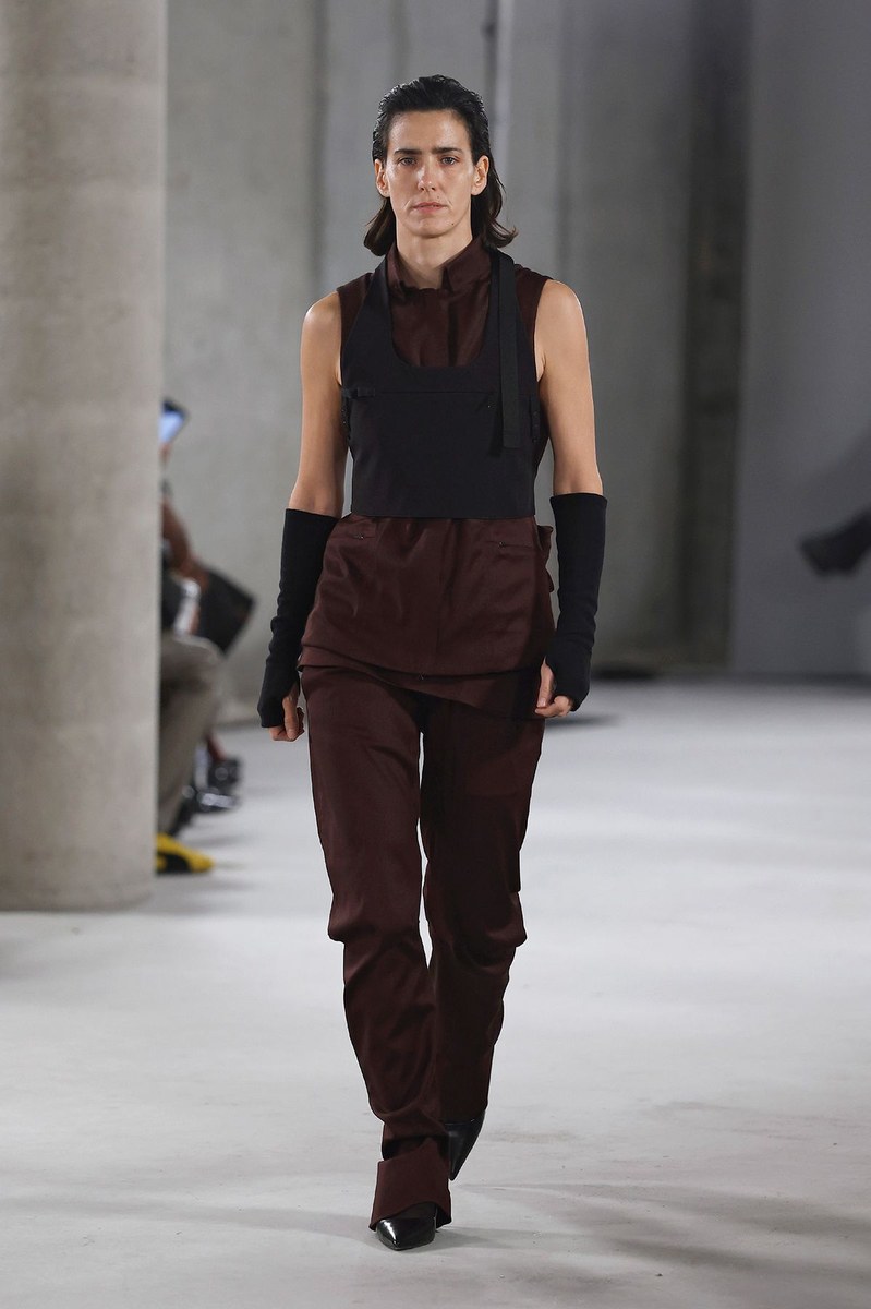 Look 3