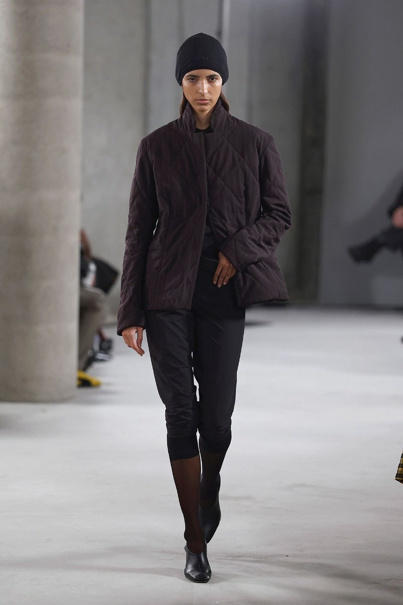 Look 4