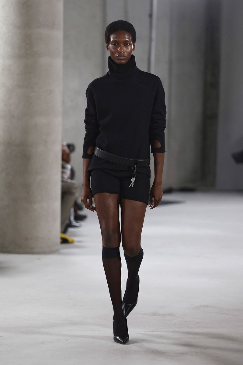 Look 12