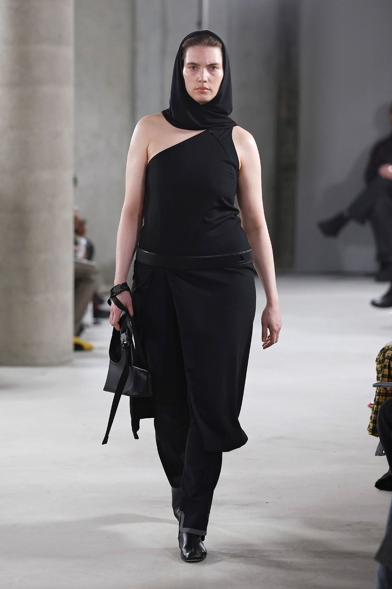 Look 17