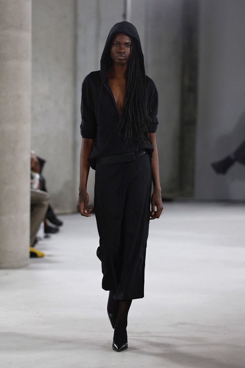 Look 18