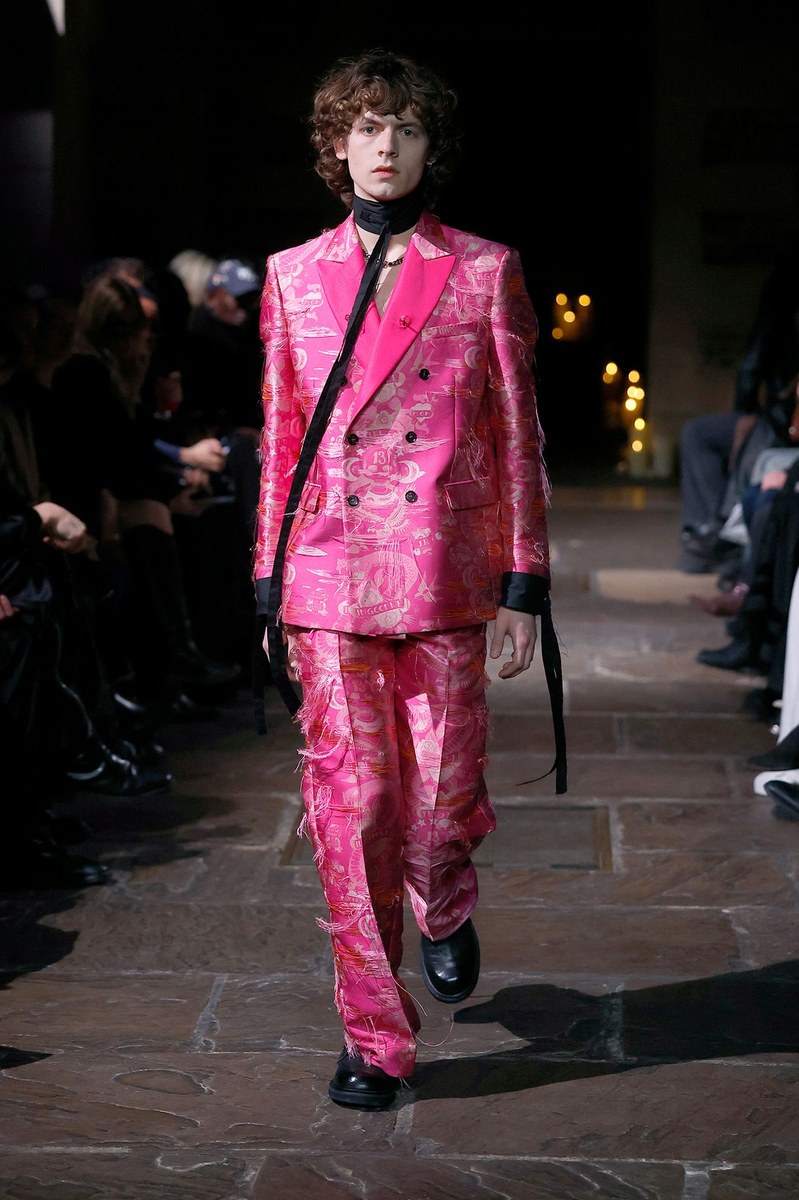 Look 3