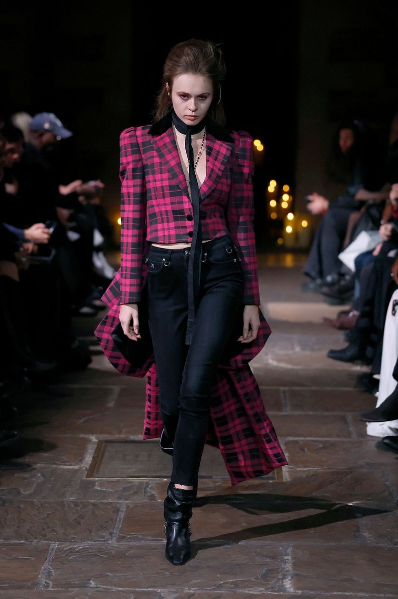 Look 5