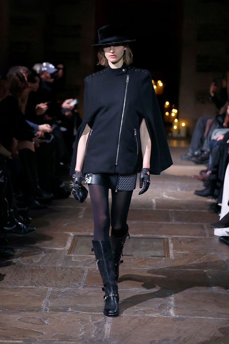 Look 7