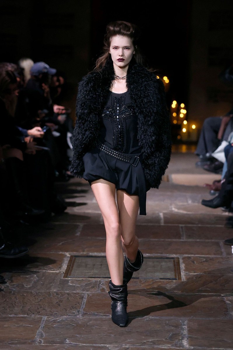 Look 13