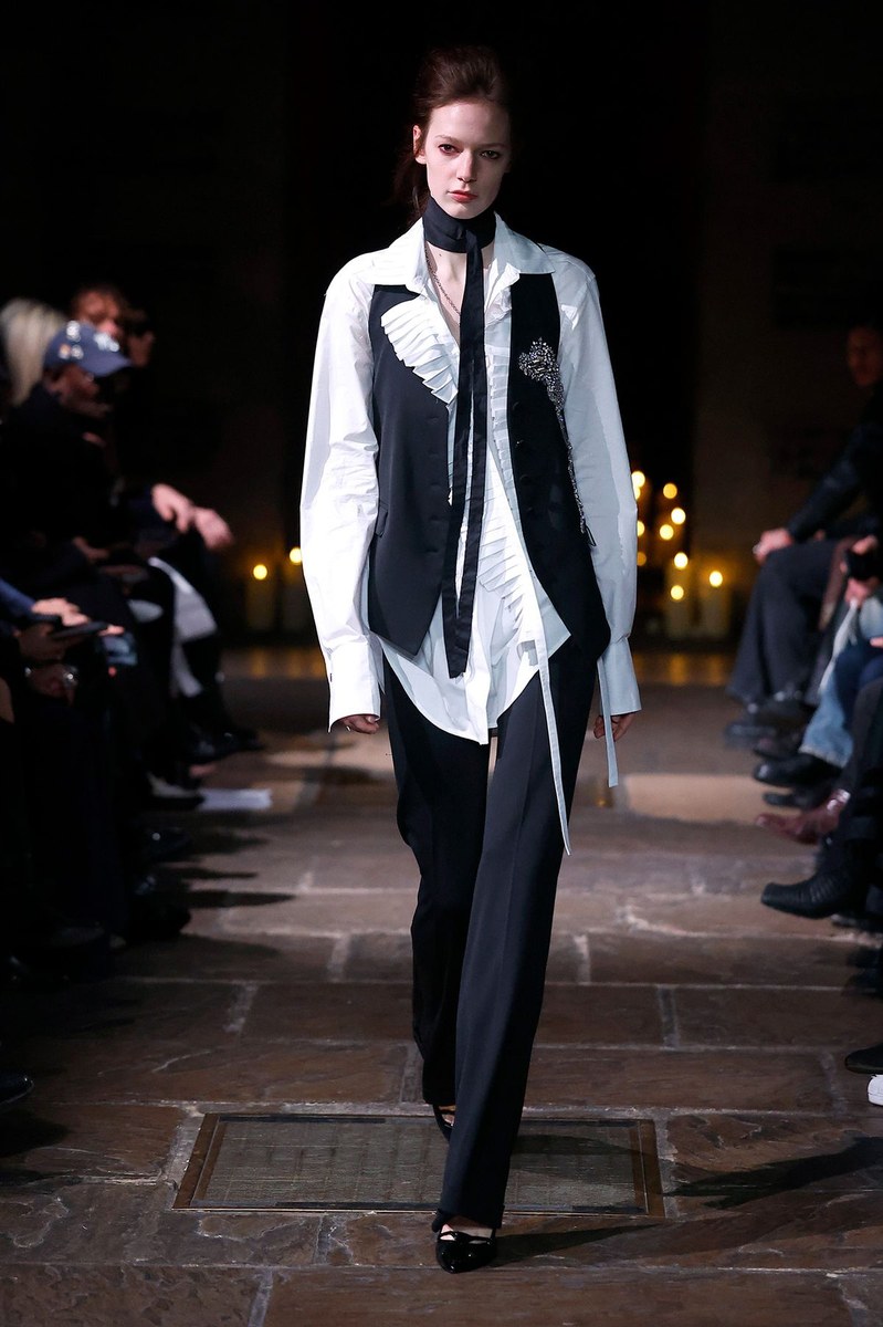 Look 23