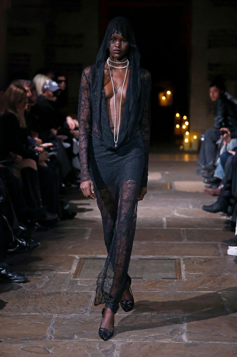 Look 29