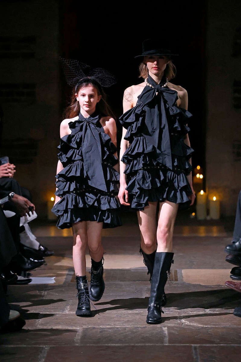 Look 39