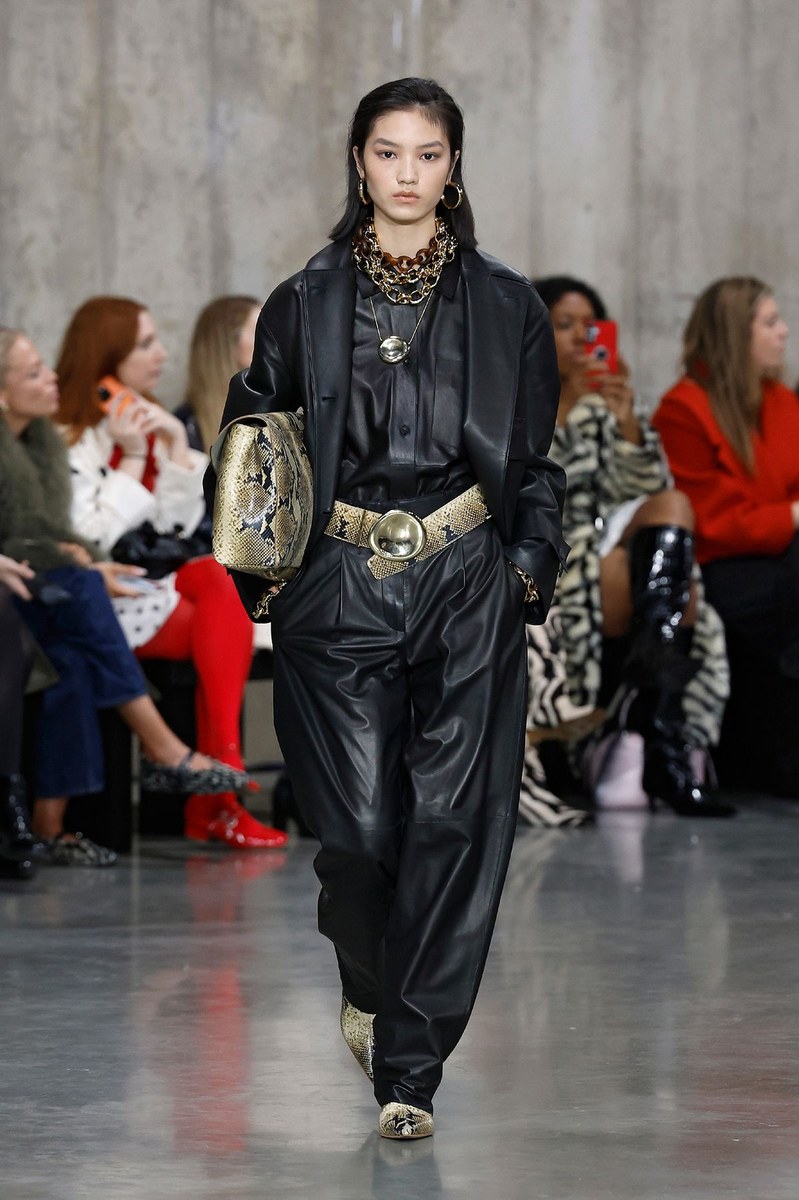 Look 14