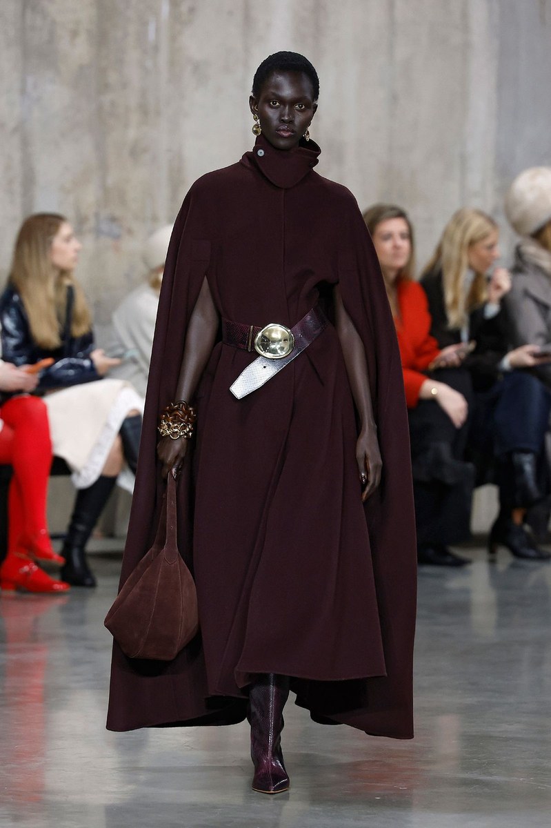 Look 27