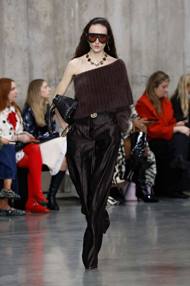 Look 30