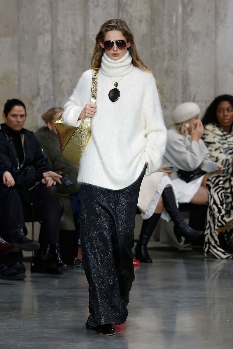 Look 37