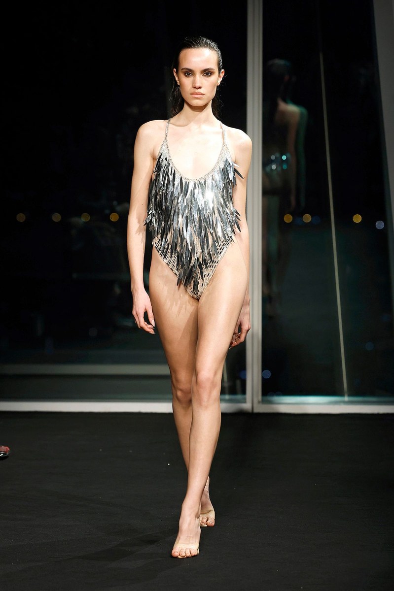 Look 44