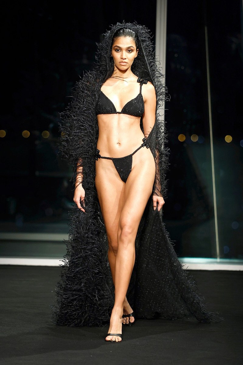 Look 46