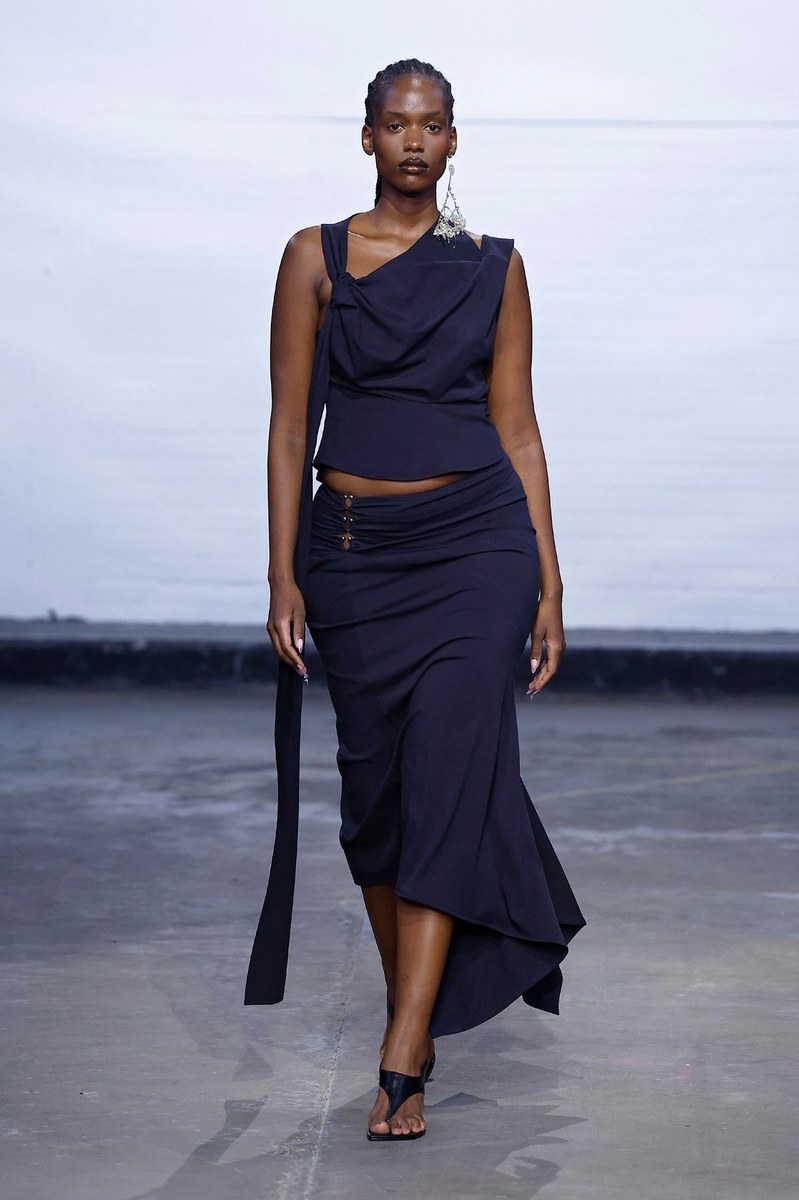 Look 4
