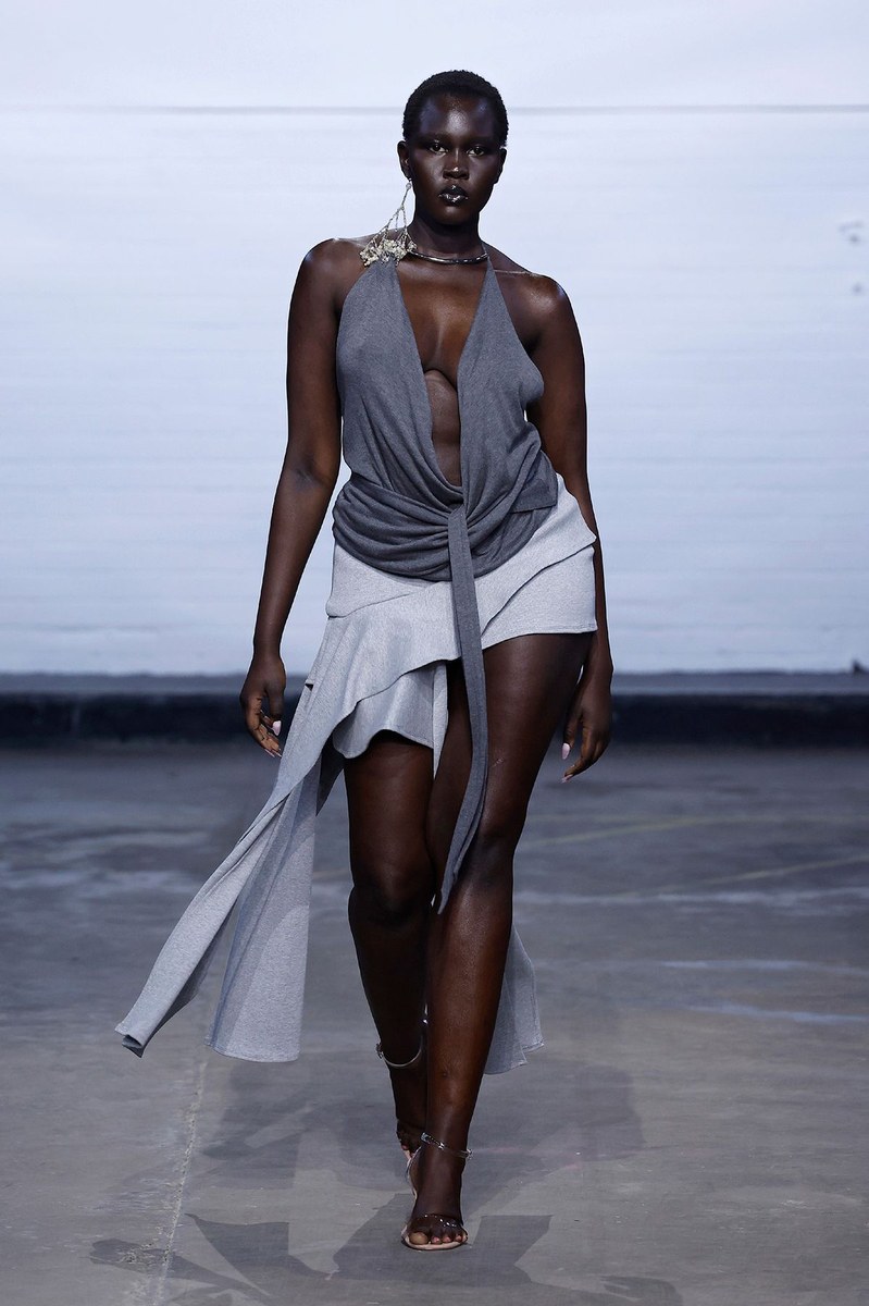 Look 8