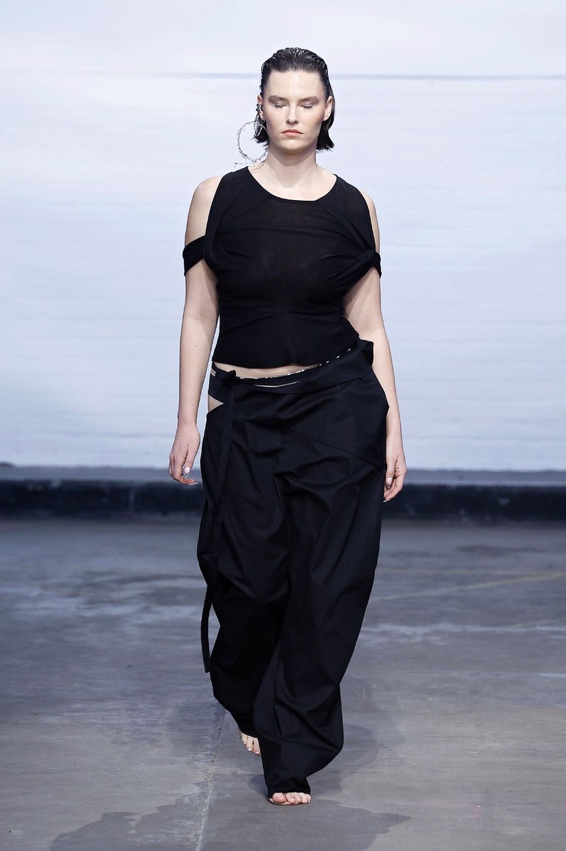 Look 17