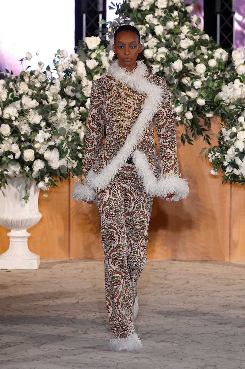 Look 13