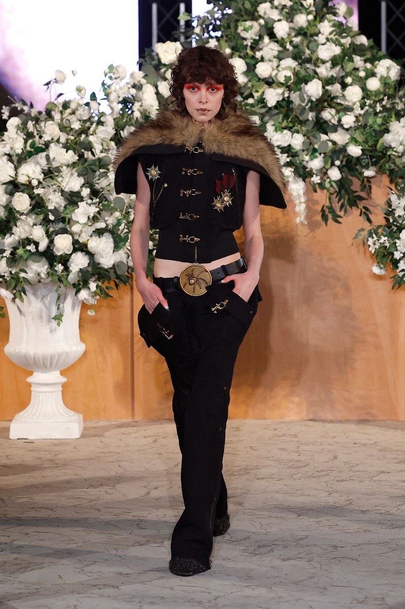 Look 17