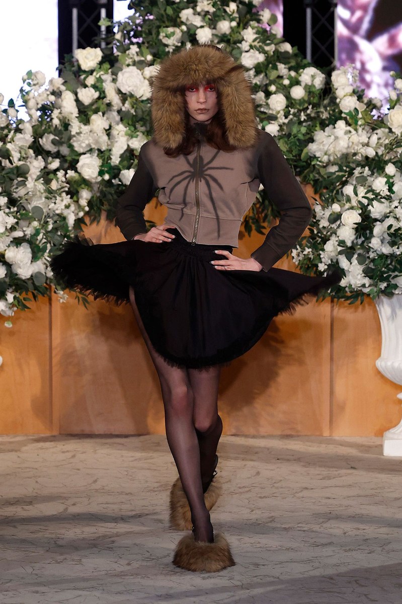 Look 18