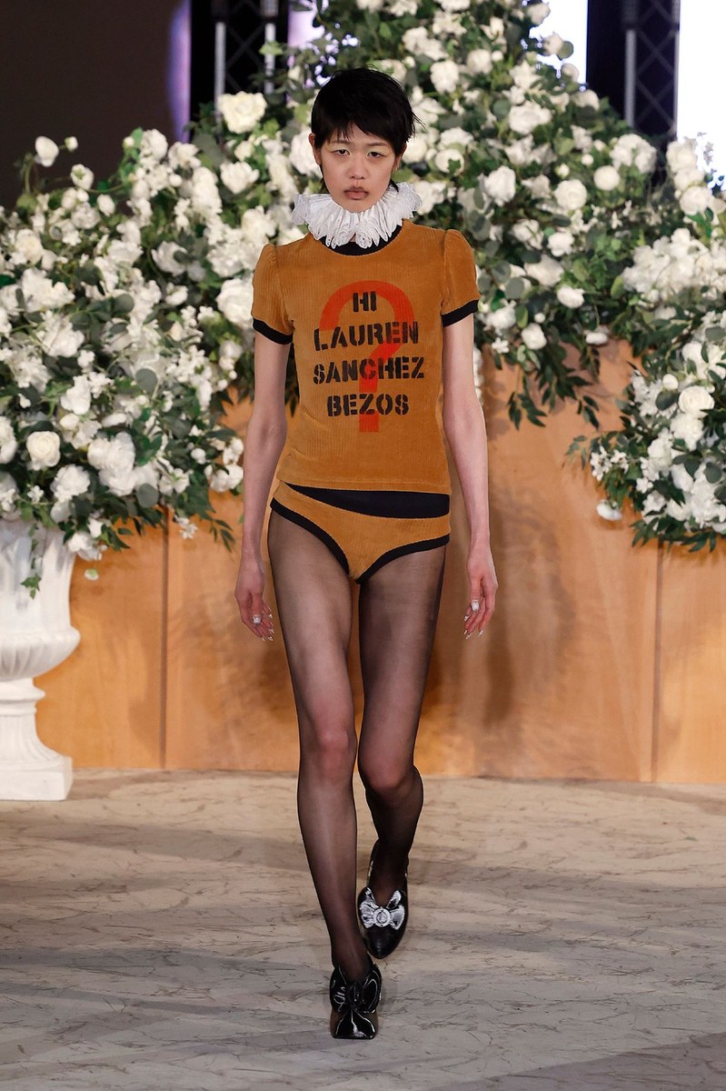 Look 24