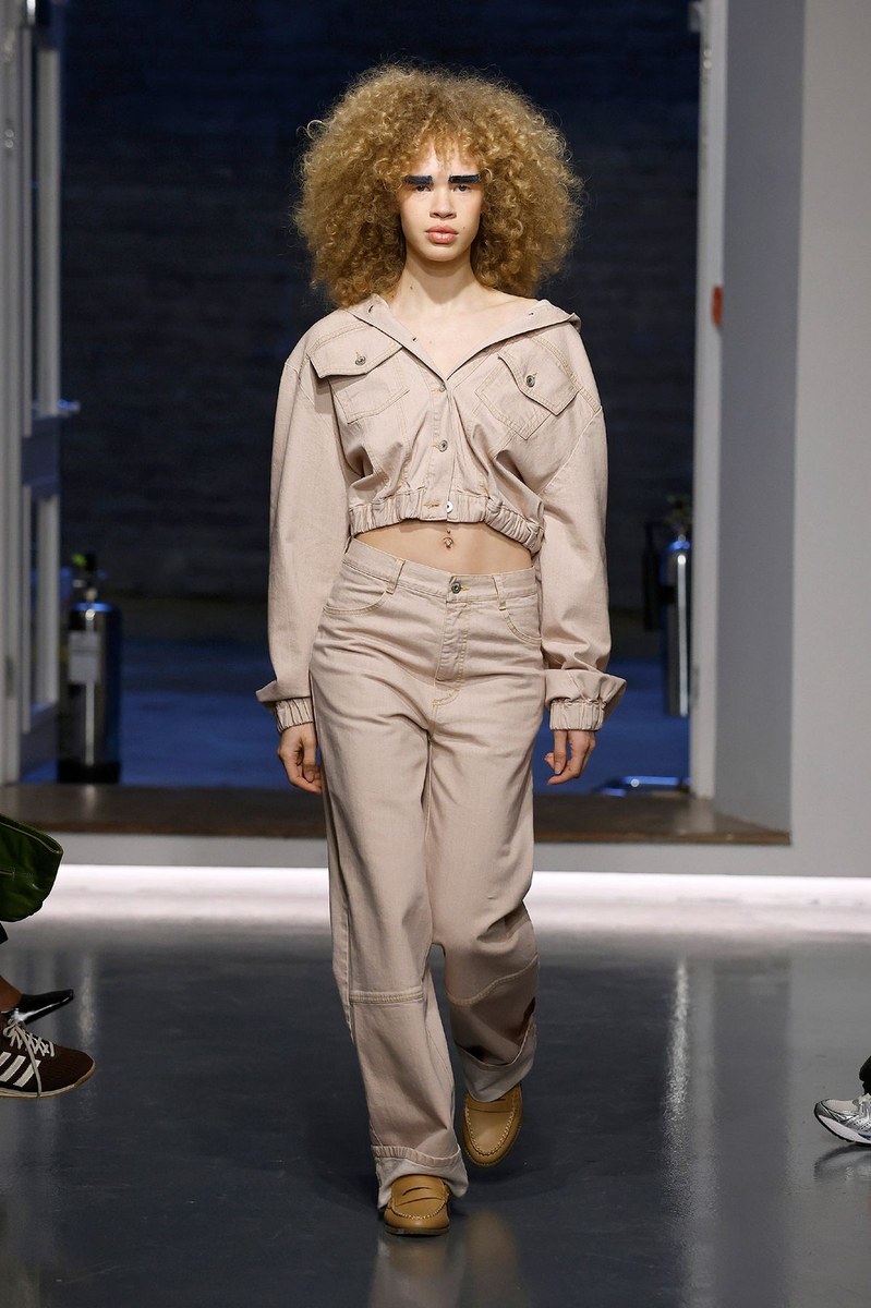 Look 13