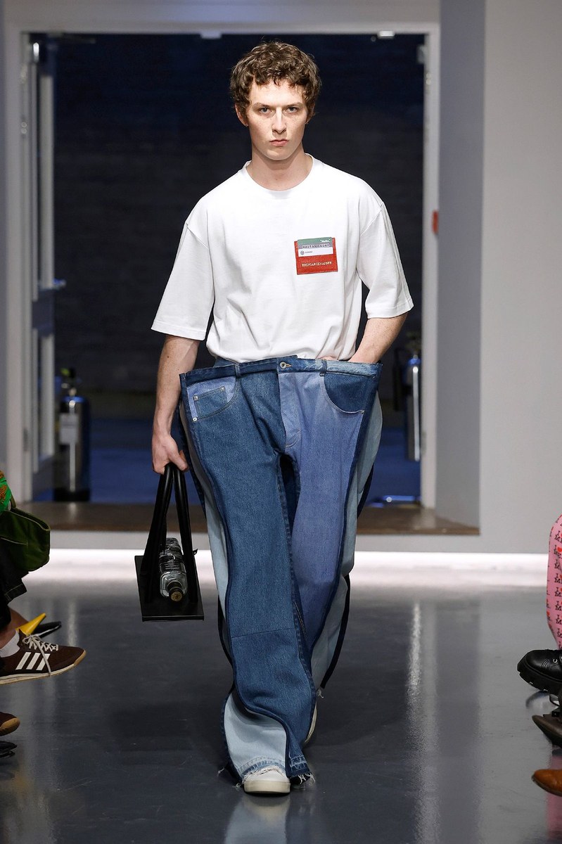 Look 25