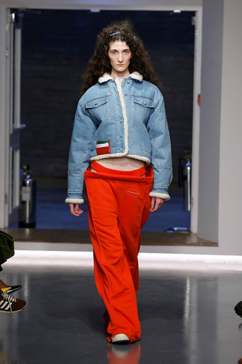 Look 27