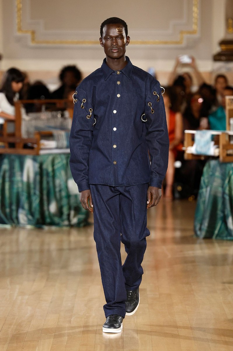 Look 12