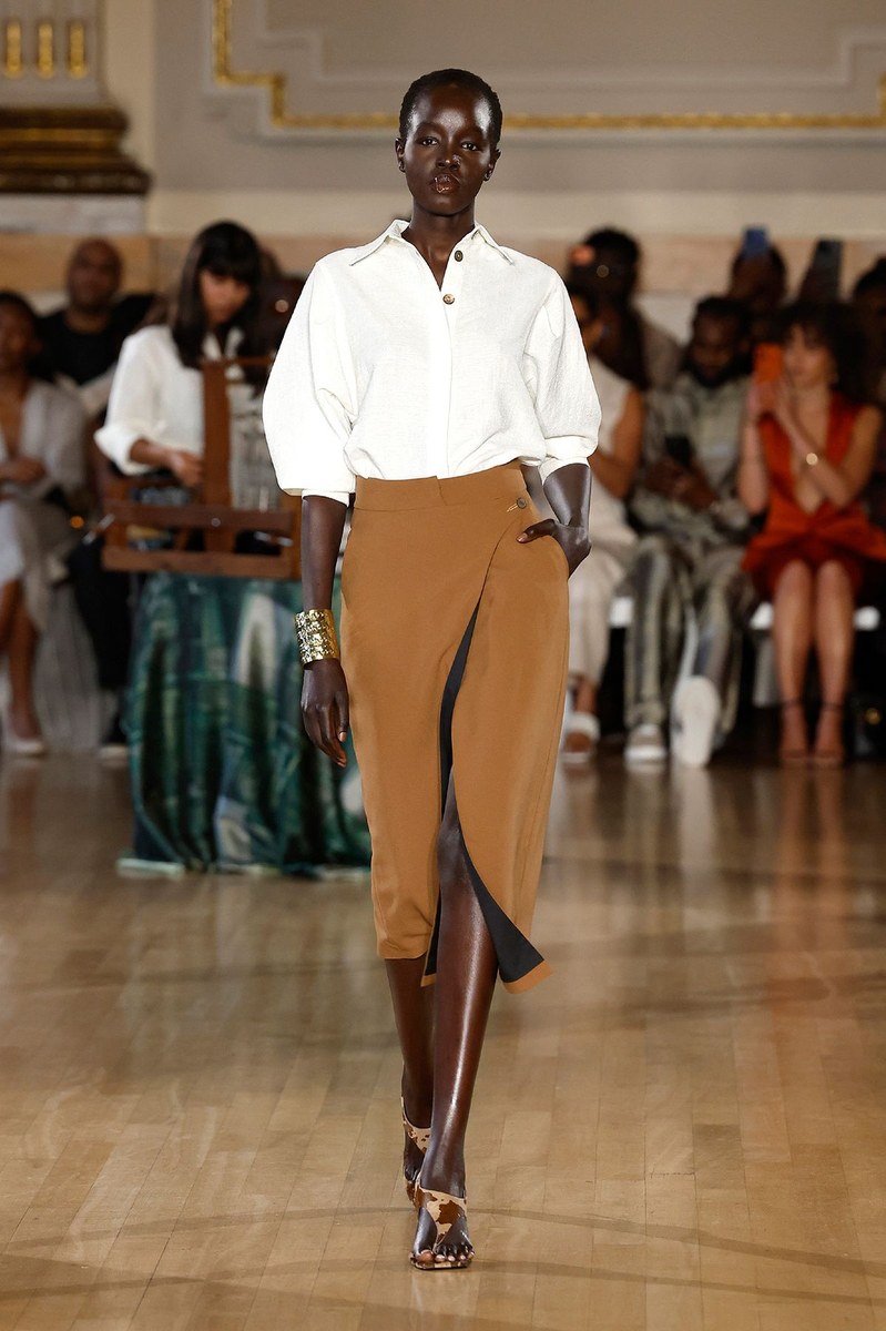 Look 14