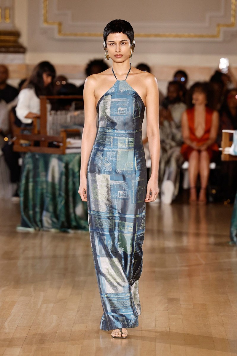 Look 25