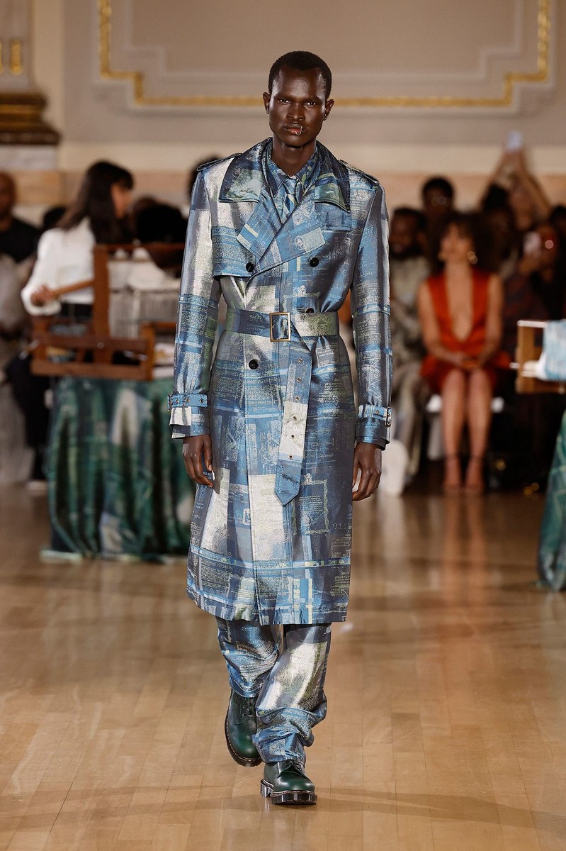 Look 32
