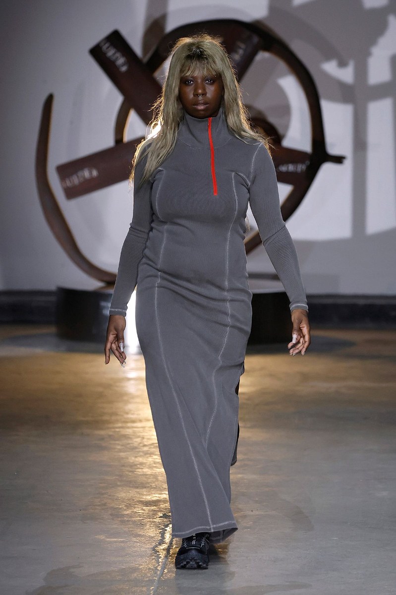 Look 7