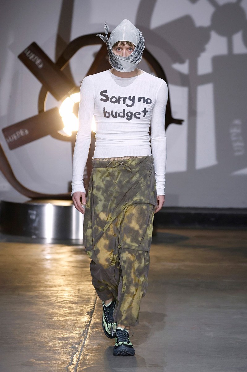 Look 11